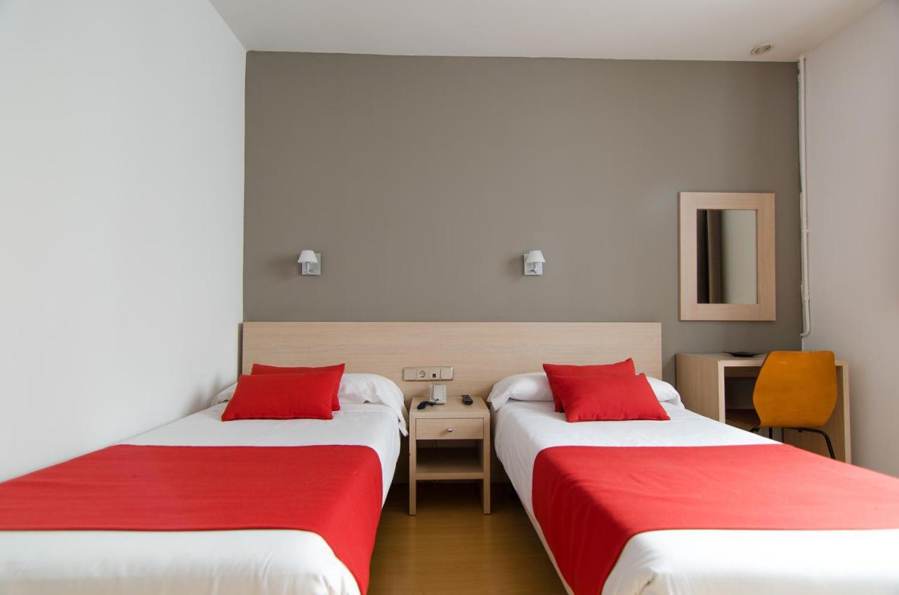 Hostal Persal Madrid Exteriör bild